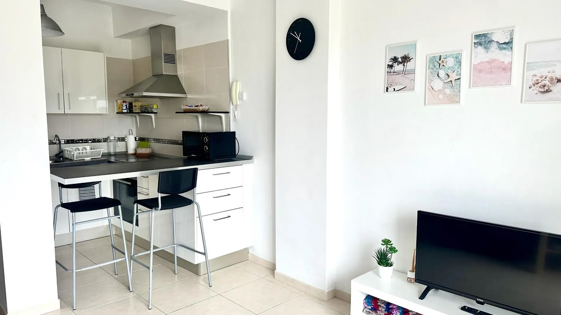Pambnb - Chic Seaview Apartment With Gym & Kids Park Bajamar  Bajamar (La Laguna)