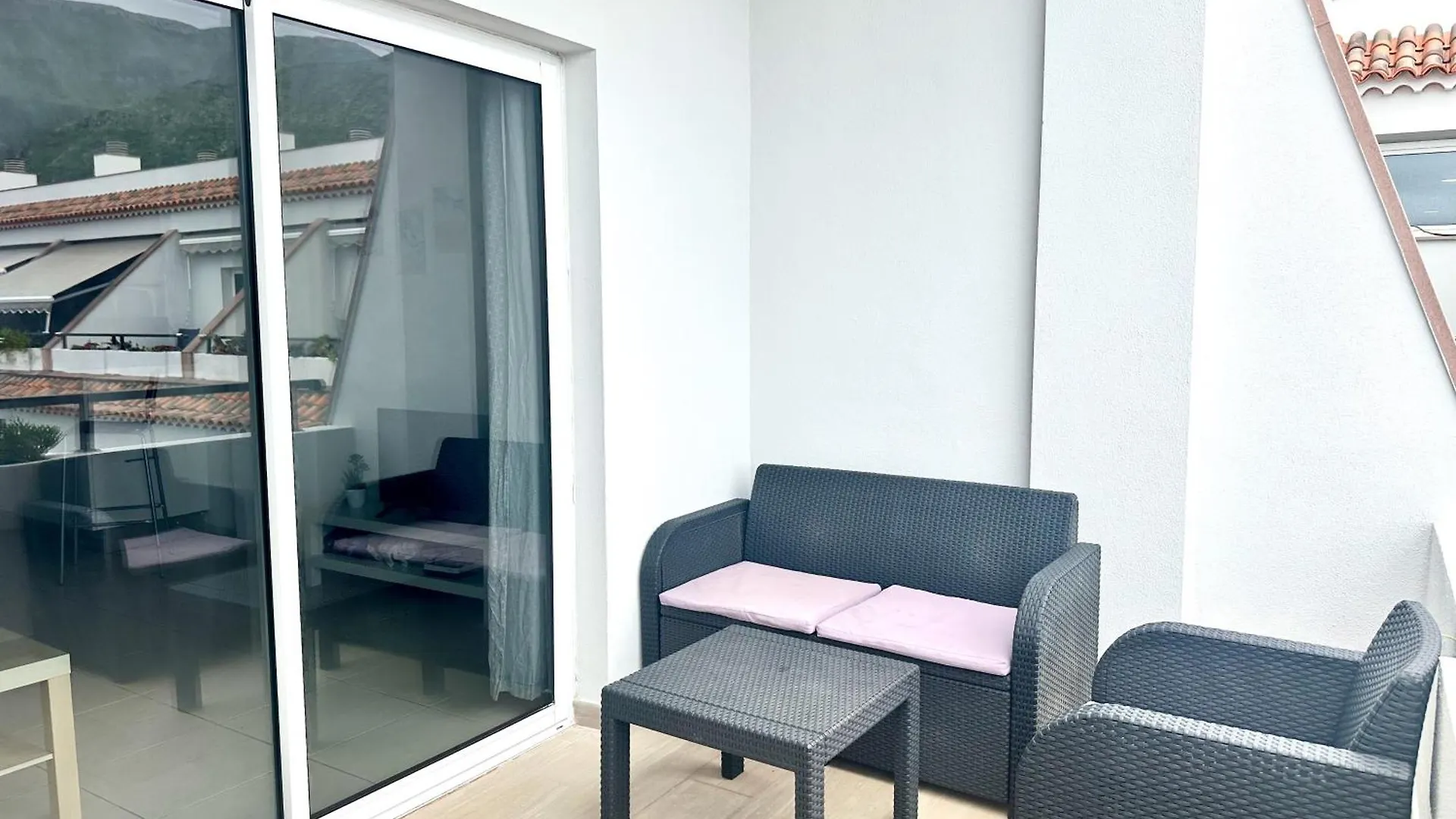 Pambnb - Chic Seaview Apartment With Gym & Kids Park Bajamar   Bajamar (La Laguna)